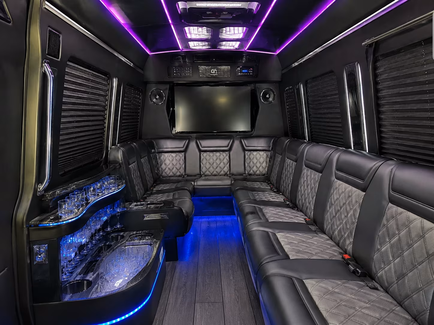 bus rental options for new orleans trips