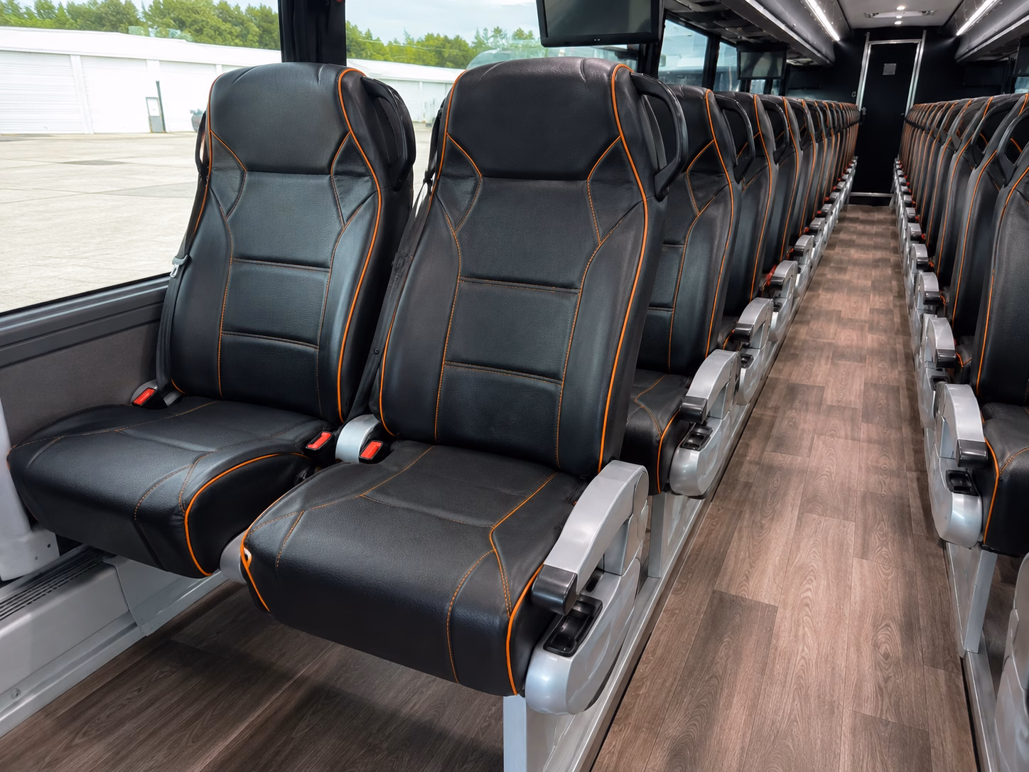 new orleans construction and film crew shuttle buses