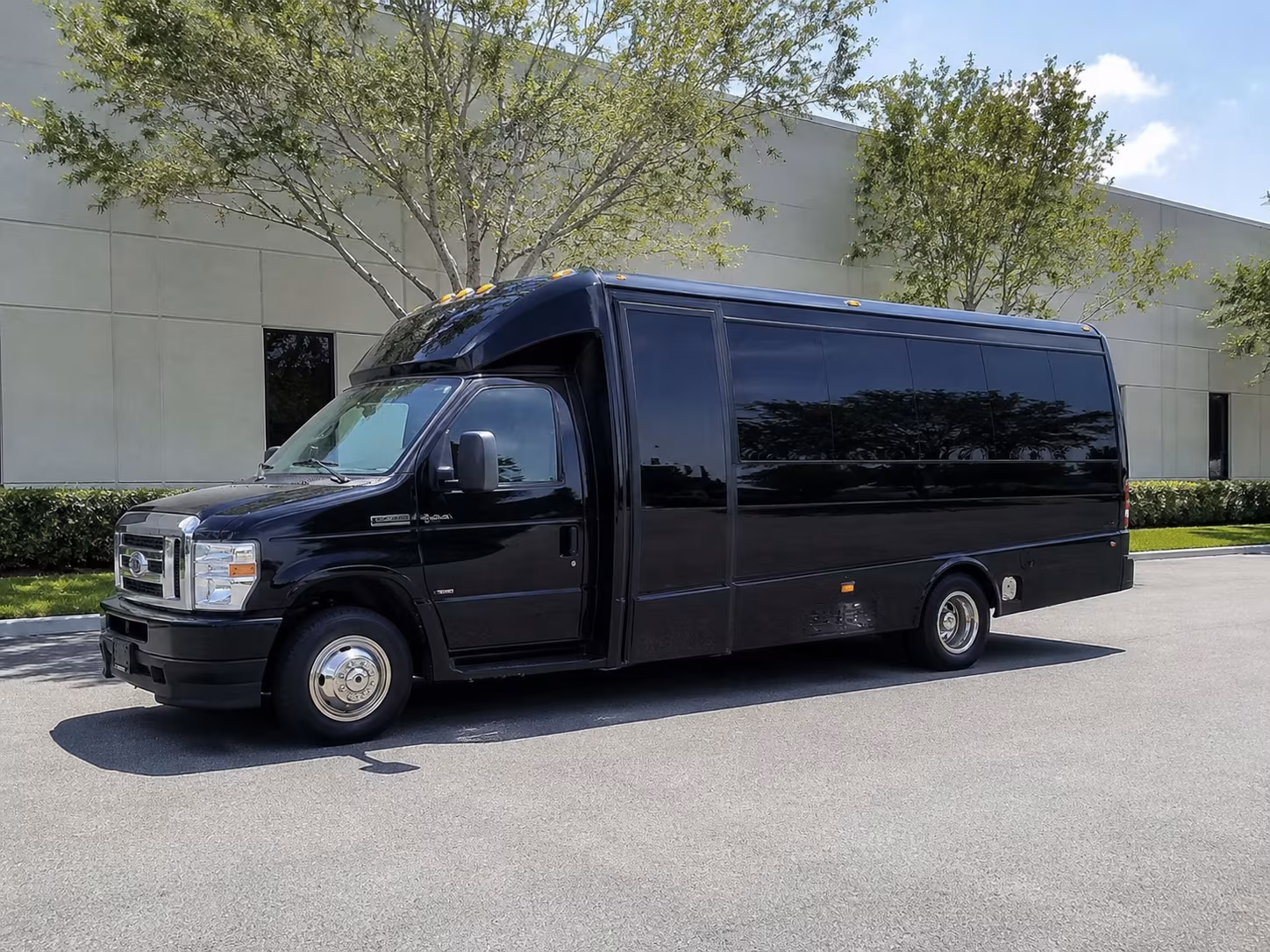 wine event transportation from new orleans to thirsty farmer winery vineyard
